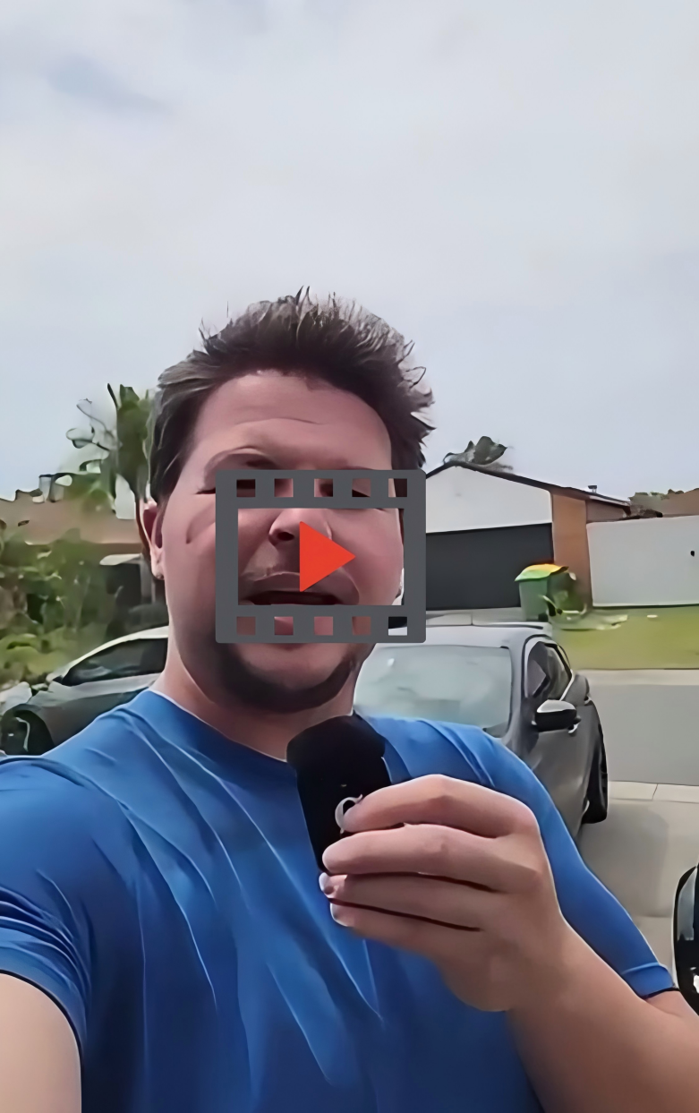 Blogger Australia ngulas piranti lunak lan plotter YINK