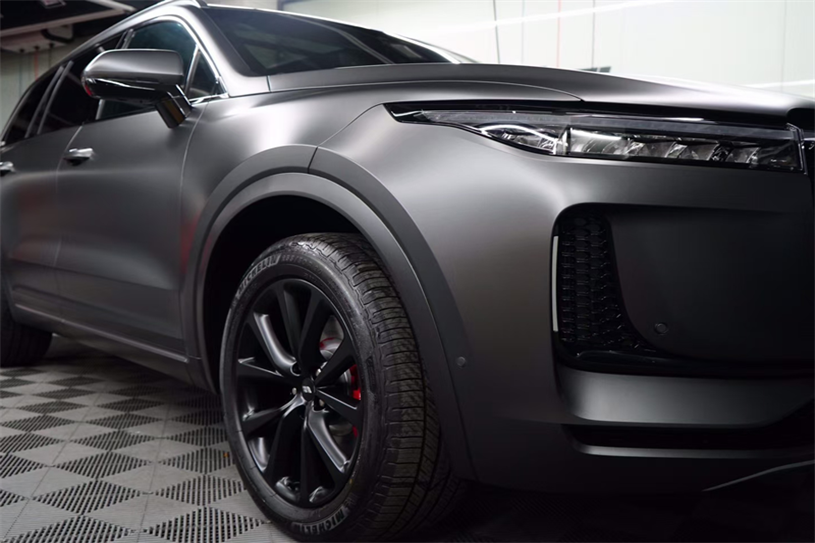 Stop ag cur airgid amú ar bhogearraí PPF agus gearrtha fuinneoige róphraghsacha!